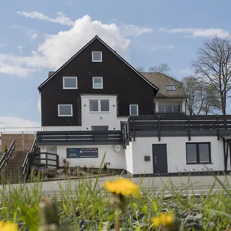 Welcome In - 'kleines Glück', Je Perfecte Uitvalsbasis In Sauerland Apartment